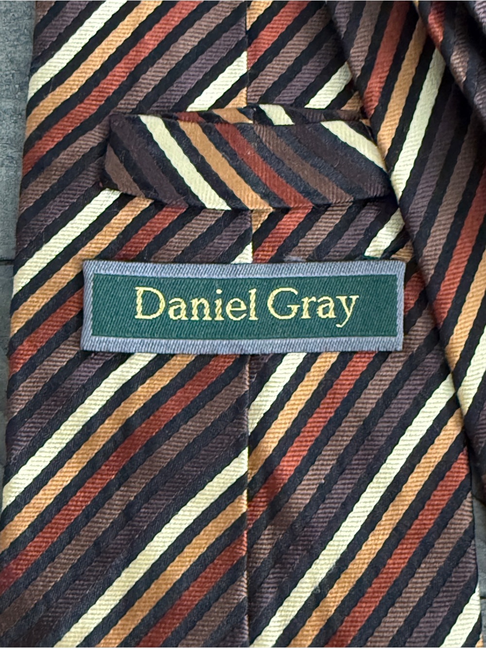 Vintage Daniel Gray Striped Silk Men's Tie in Brown Tones - Picture 4 of 6